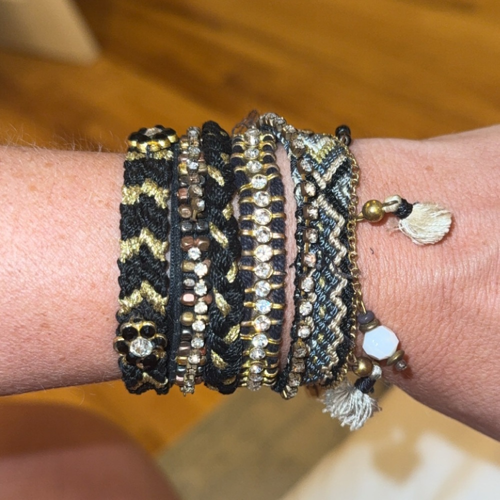 Hipanema Bohemian Black and Gold Bracelet Set